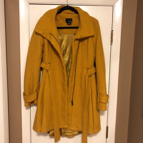 NWT mustard coat ❤️🧥❤️ - Picture 3 of 8
